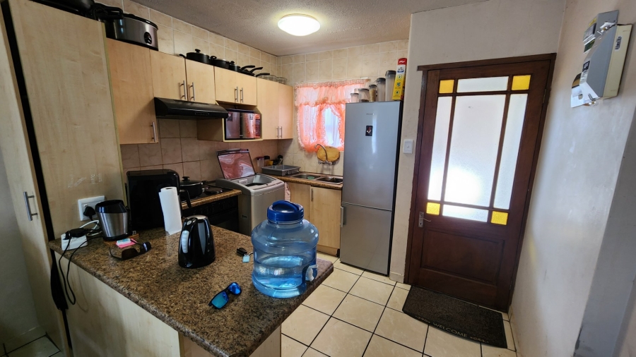 2 Bedroom Property for Sale in Heiderand Western Cape